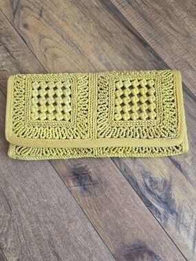 Vintage Yellow Macrame' Woven Raffia Clutch Purse 60-70' The Bon